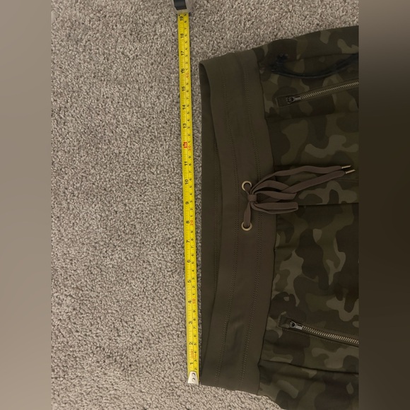 New Marrakech Womens Camo Athletic Jogger Pants Zip Pockets Size 10 - Picture 5 of 7